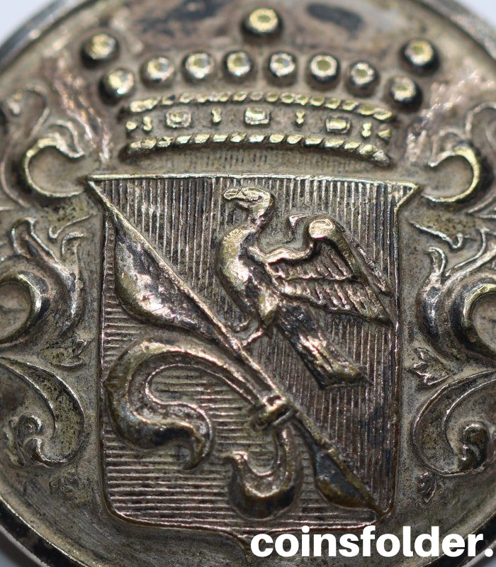 Livery Button with the family coat of arms of Lilliehöök