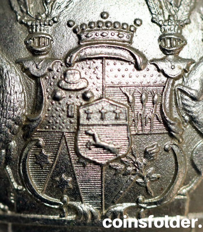 Livery button with the family coat of arms of Hermelin