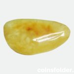 Vintage Baltic Amber Egg Yolk Butterscotch Brooch 2.10 g