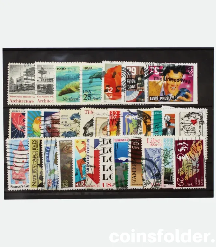 Souvenir Set of 31 Old Mixed USA Stamps - Giftcard Packed