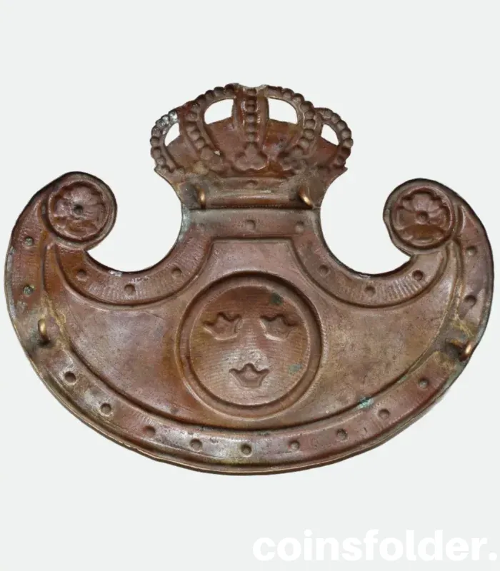 Swedish Military Shako Plate M/1831 for Non-Commissioned Officer, brass design with Swedish crown and crossed swords