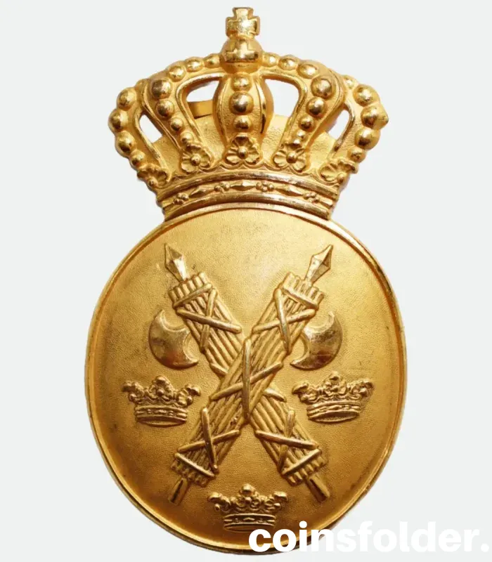 Swedish Police Cap Badge M/1926 featuring the Swedish coat of arms and royal crown