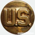 Vintage US Army enlisted collar insignia with detailed emblem