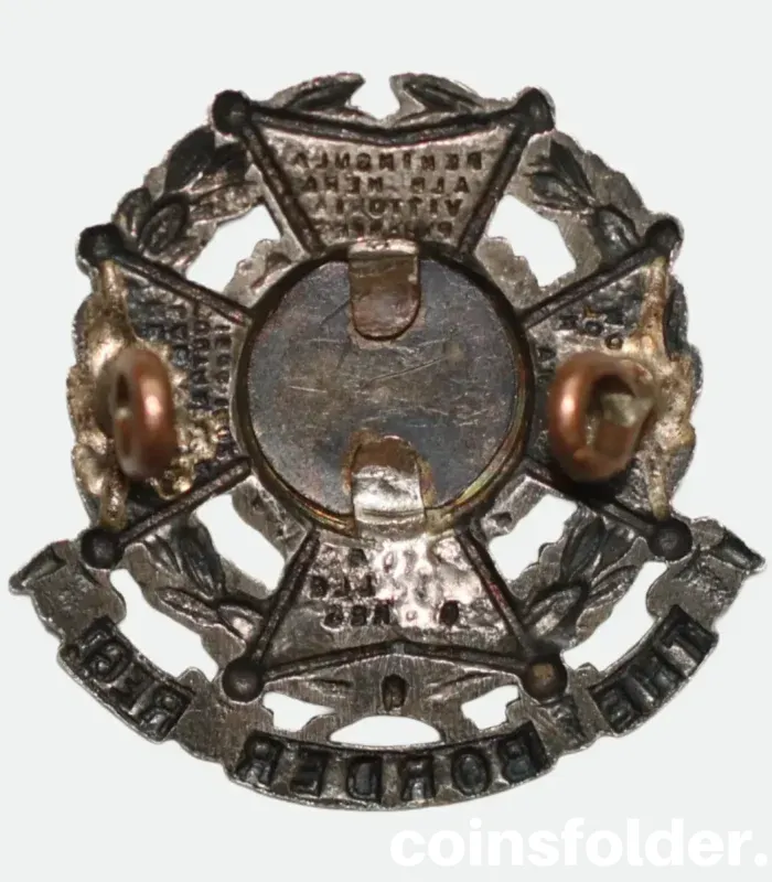 Vintage British Army Border Regiment Collar Badge